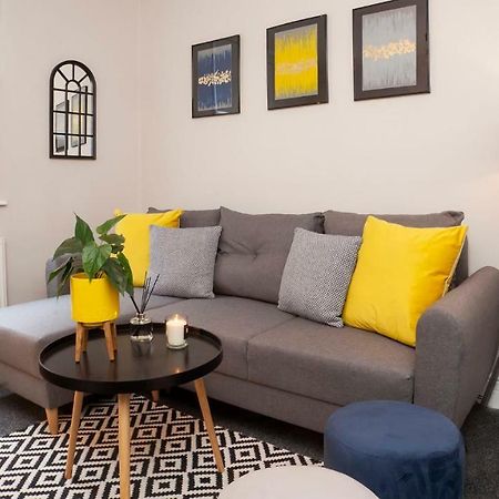 Stylish And Most Central 2 Bed -Free Parking Йорк Екстер'єр фото