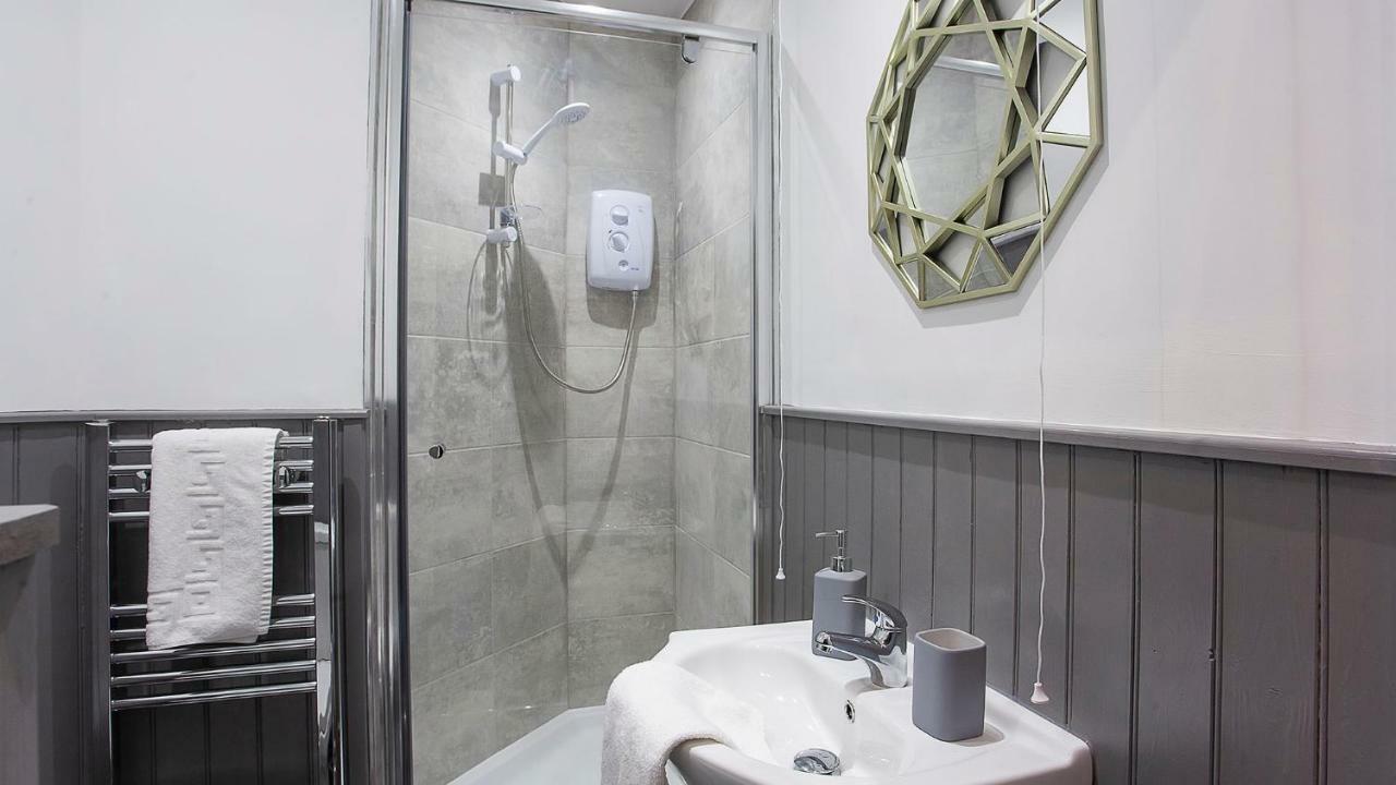 Stylish And Most Central 2 Bed -Free Parking Йорк Екстер'єр фото