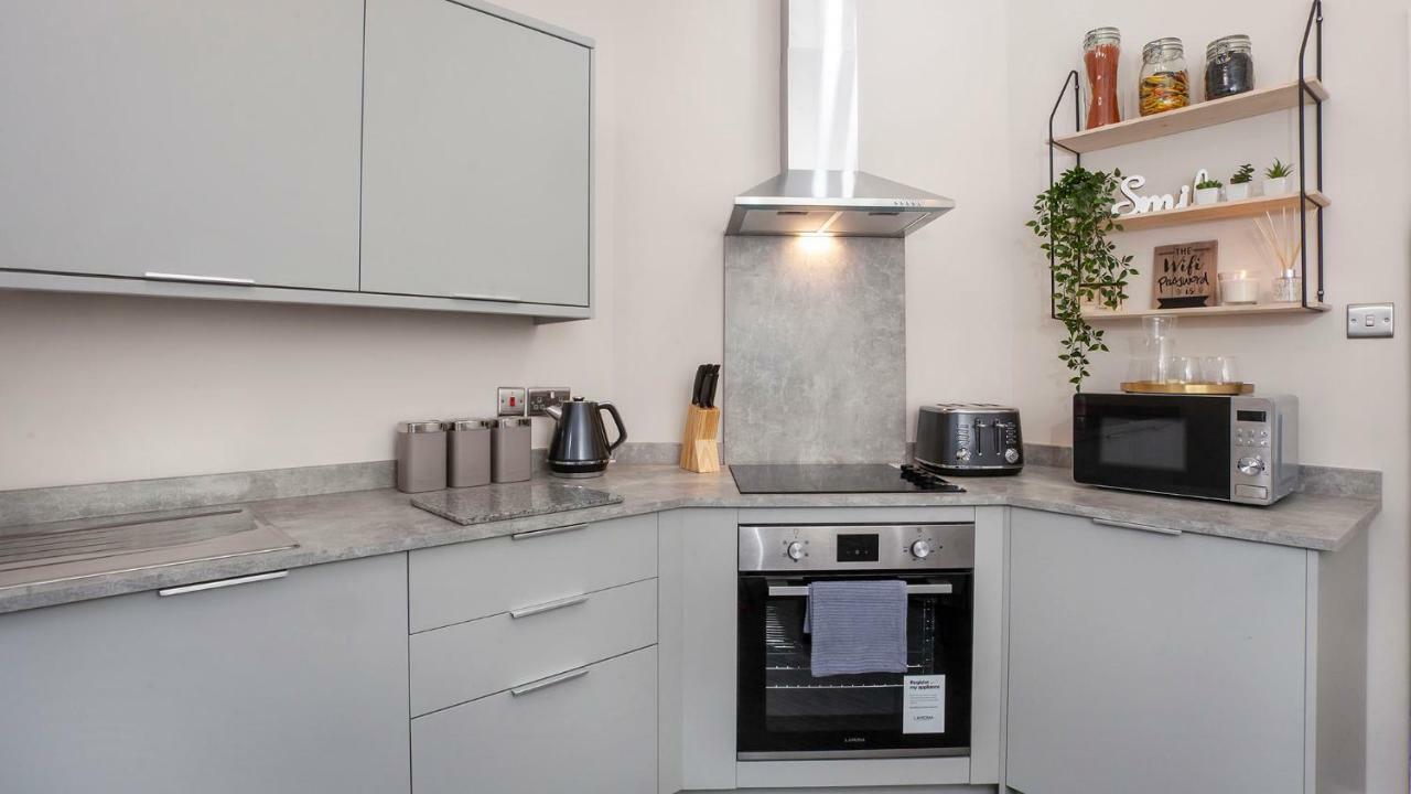Stylish And Most Central 2 Bed -Free Parking Йорк Екстер'єр фото